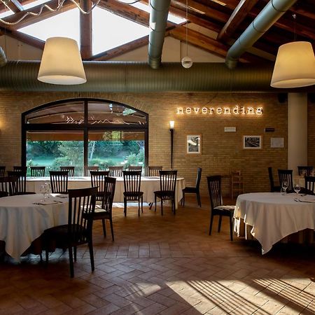 Magione Papale Relais Hotel LʼAquila Kültér fotó